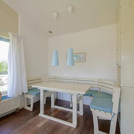 Vakantiehuis Vakantiehuis Zeebries - Aan Zee *